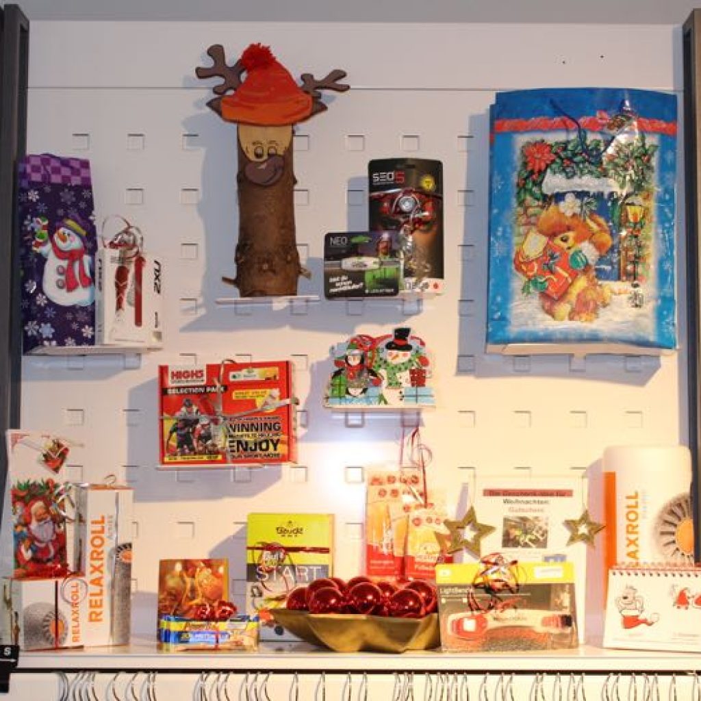 Wir wünschen Euch ein Frohes Weihnachtsfest und ein gutes Neues Jahr!